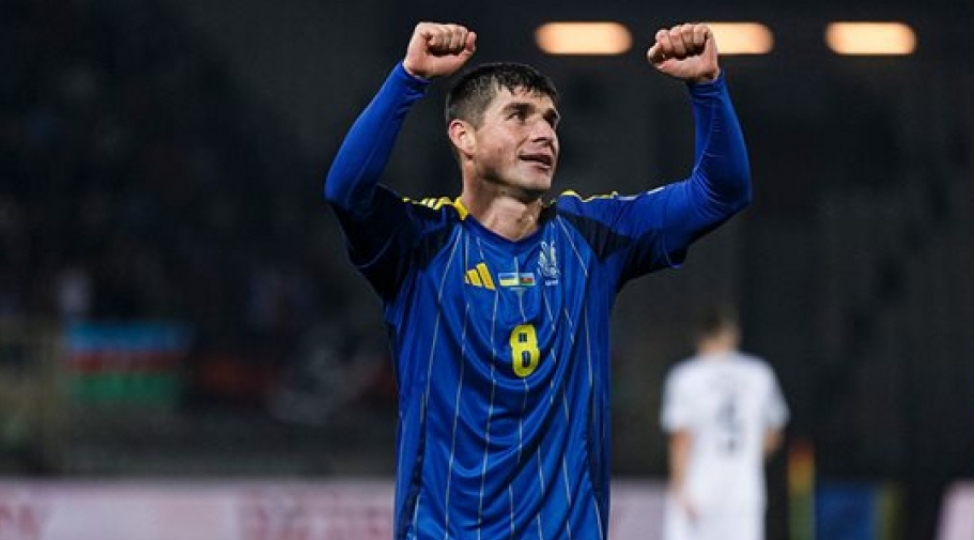 ukraynali-futbolchu-azerbaycan-millisi-ile-oyun-asan-kechmedi