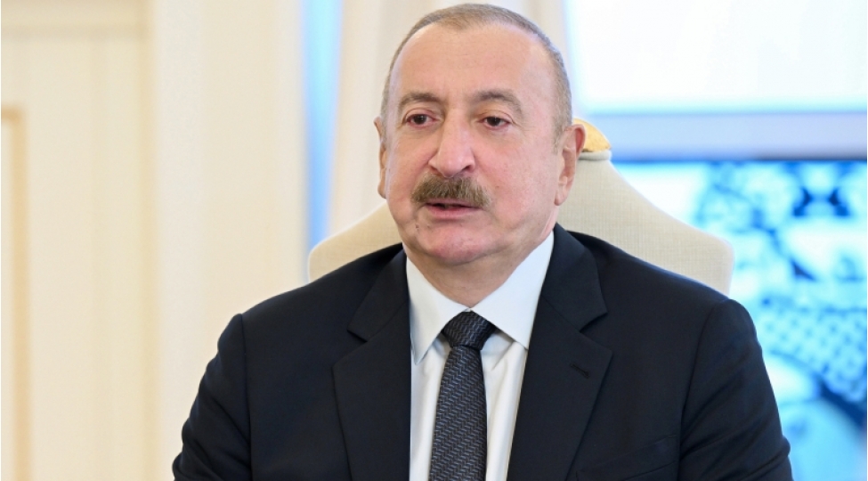 prezident-ilham-eliyev-dovlet-bayragi-gunu-ile-bagli-paylashim-edib-4