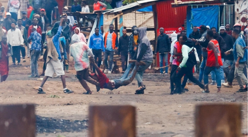 tanzaniyada-bash-veren-etirazlar-zamani-texminen-700-nefer-helak-olub