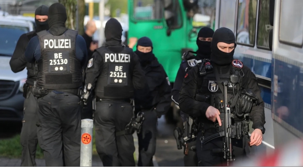 berlinde-terror-akti-hazirliginda-shubheli-bilinen-suriya-vetendashi-saxlanilib