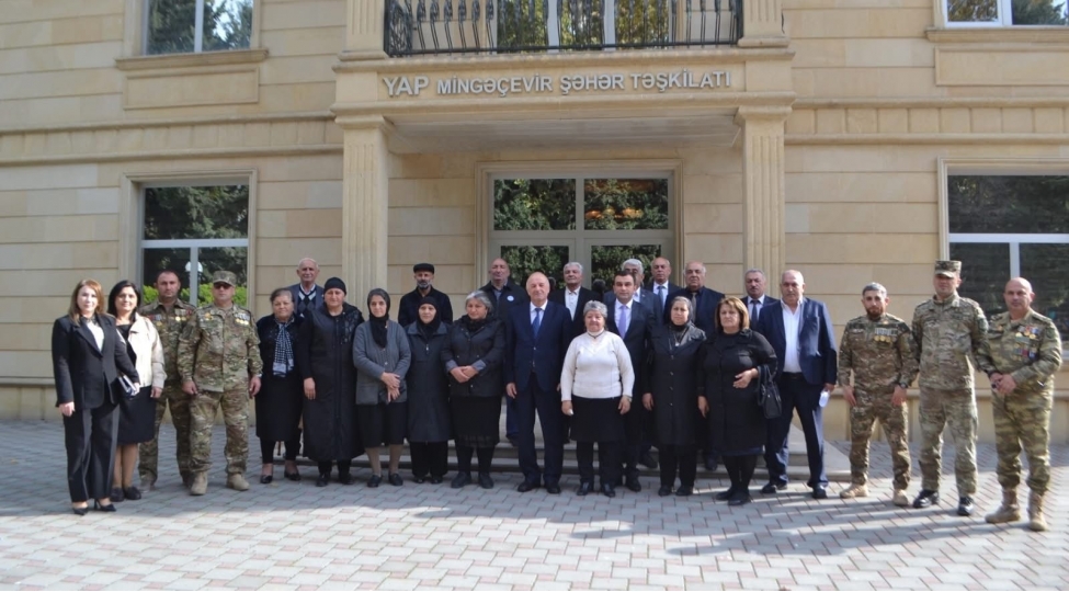 mingechevirde-shehid-aileleri-qaziler-ve-veteranlarla-gorushu-kechirilib