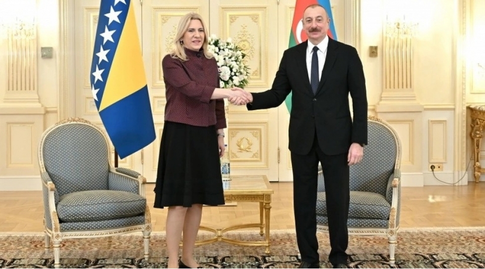 bosniya-ve-herseqovinanin-reyaset-heyetinin-uzvu-zefer-gunu-munasibetile-ilham-eliyevi-tebrik-edib