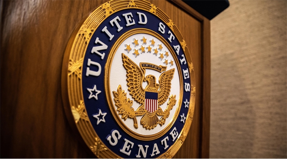 senatin-respublikachi-lideri-demokratlarla-shatdaunla-bagli-meslehetleshmelerinden-danishib