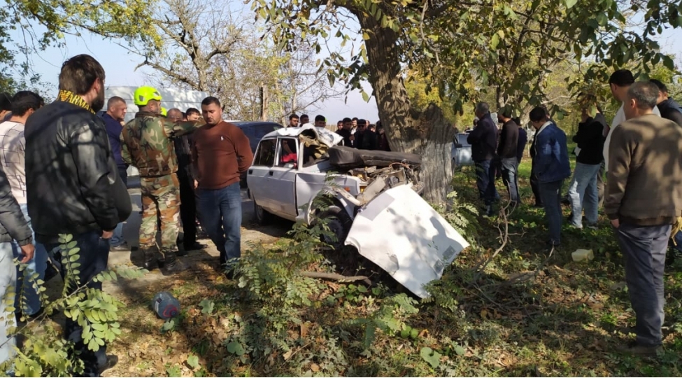 qubada-toy-karvaninda-qeza-olen-ve-yaralanan-var