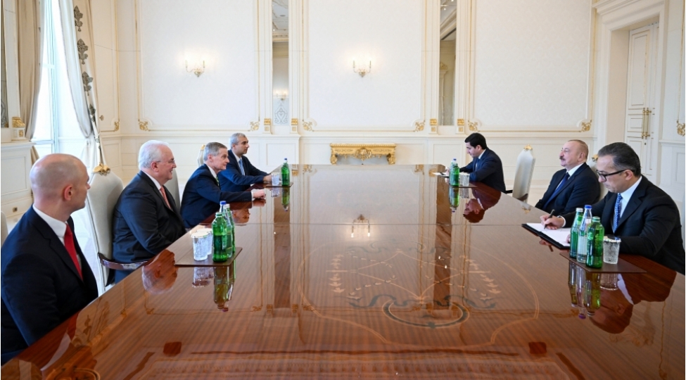 prezident-ilham-eliyev-absh-in-isa-mesihin-sonuncu-gun-muqeddesleri-kilsesinin-numayende-heyetini-qebul-edib