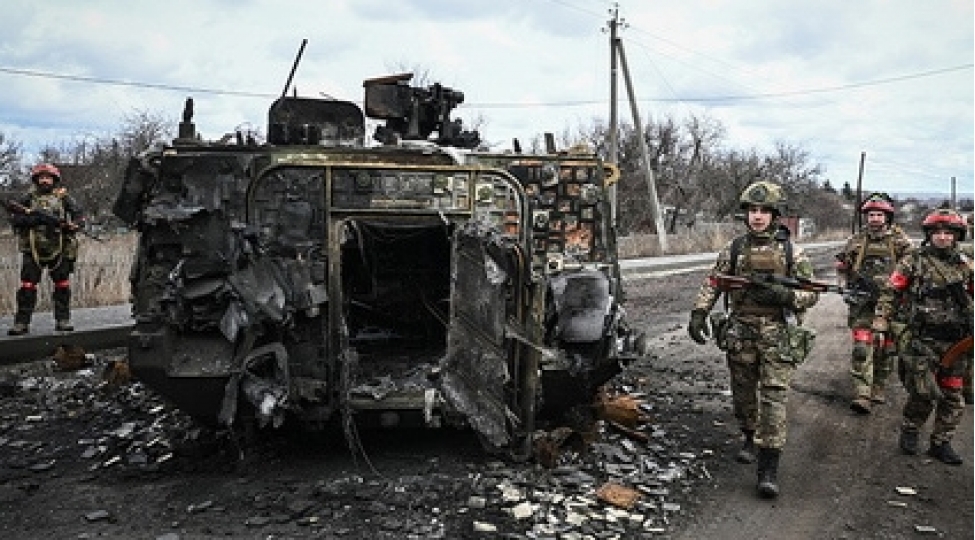 korrupsiya-qalmaqali-zelenski-uchun-ishe-dushen-bombadir-the-times