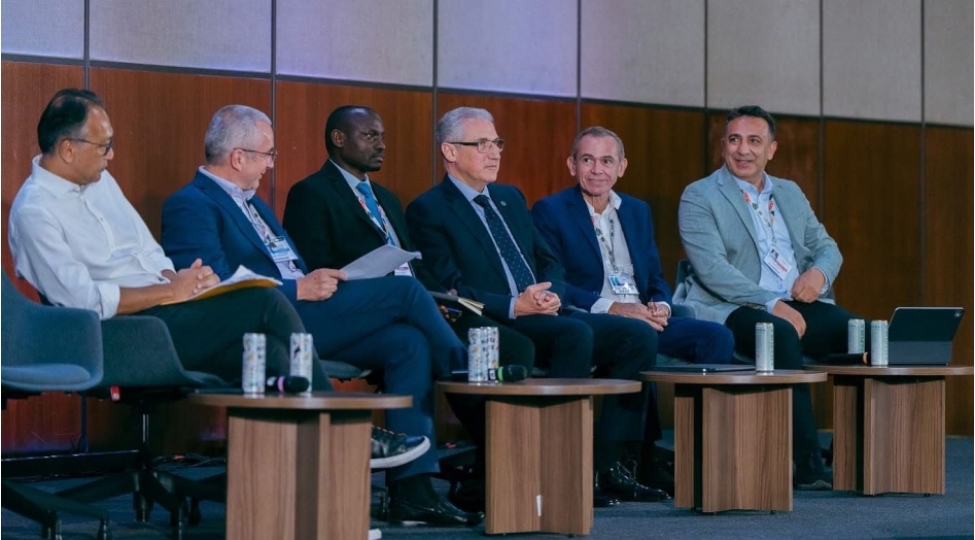 cop30-da-cop29-prezidentliyinin-teshebbusu-ile-iqlim-sheffafligina-hesr-olunmush-yuksekseviyyeli-nazirler-dialoqu-kechirilib