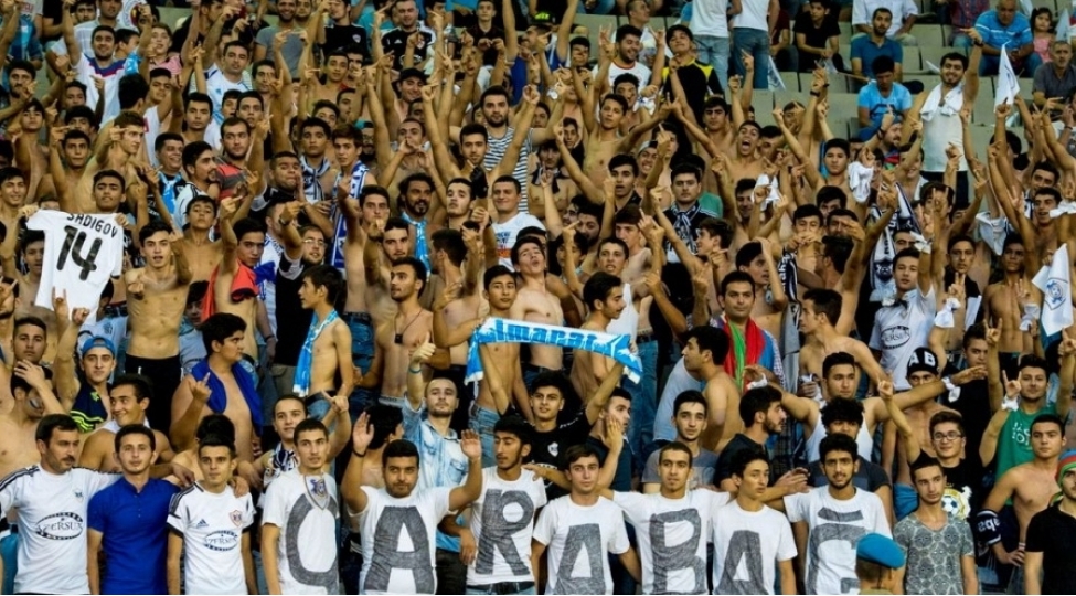 qarabag-napoli-ile-oyundan-once-azarkeshlerine-muraciet-edib