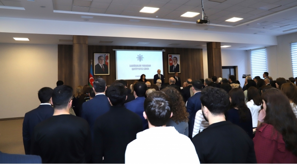 xaruqeler-yaradan-qetiyyetli-lider-foto