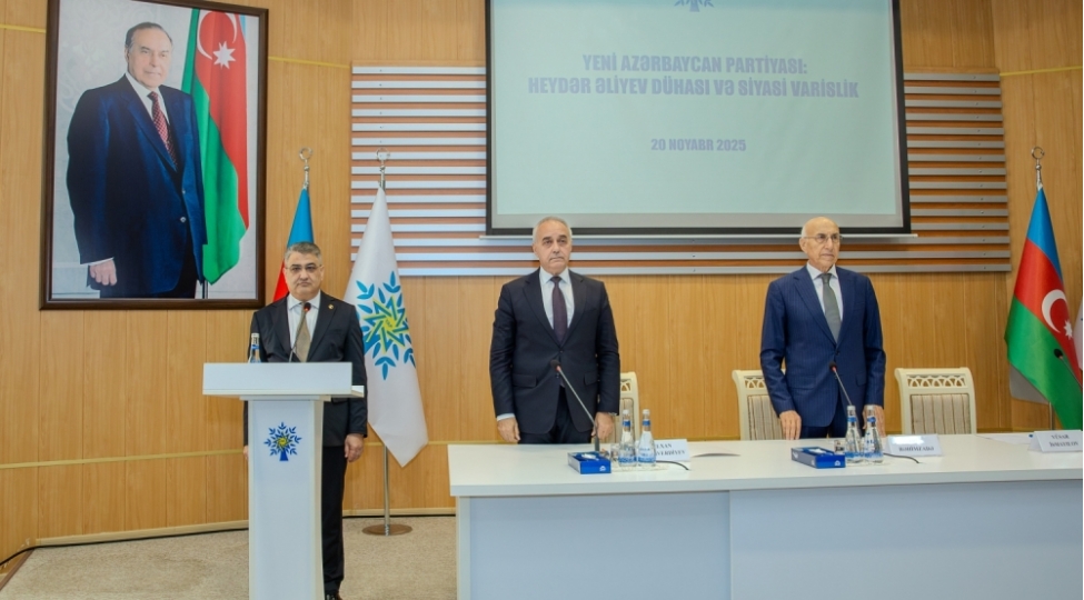 yeni-azerbaycan-partiyasi-heyder-eliyev-duhasi-ve-siyasi-varislik-foto