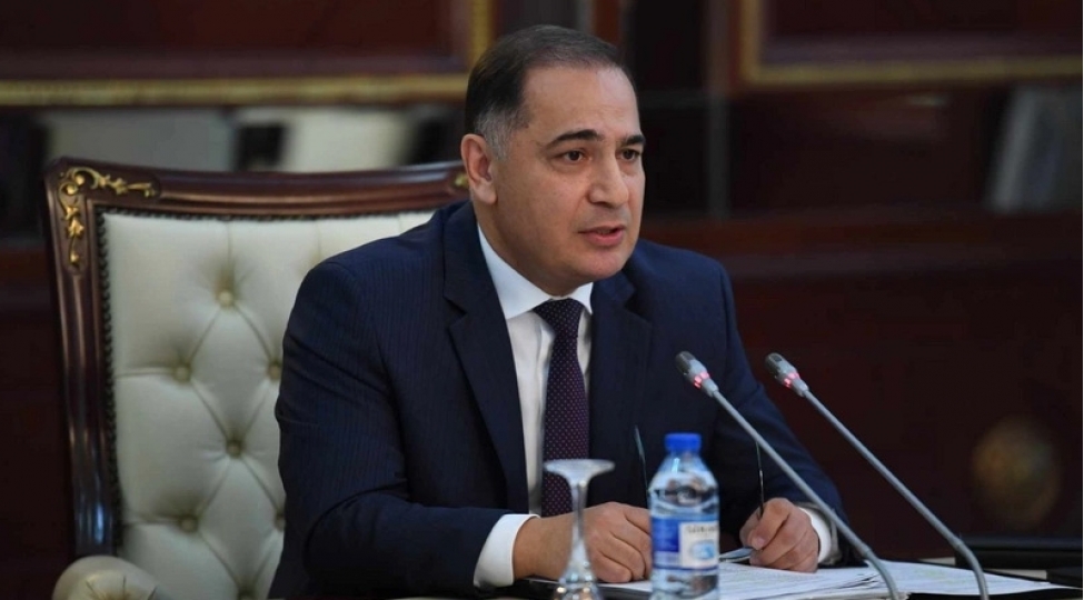 azer-emiraslanov-siqaretle-bagli-vergilerden-imtina-edilmesi-budce-uchun-itkidir