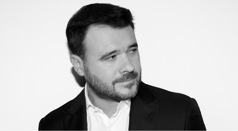 xalq-artisti-emin-agalarov-ag-qara-filmlerin-qehremanlari-albomunu-buraxib