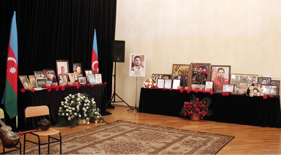 shehidlerimizin-xatiresine-hesr-olunmush-anim-tedbiri-kechirilib-fotovideo