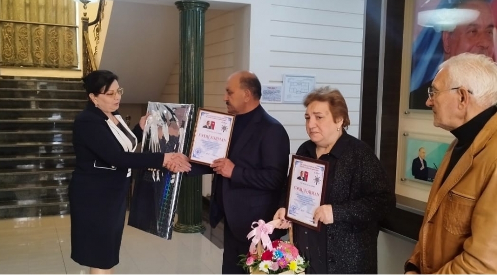 yap-berde-rayon-teshkilati-partiya-veteranlari-ile-gorush-kechirib