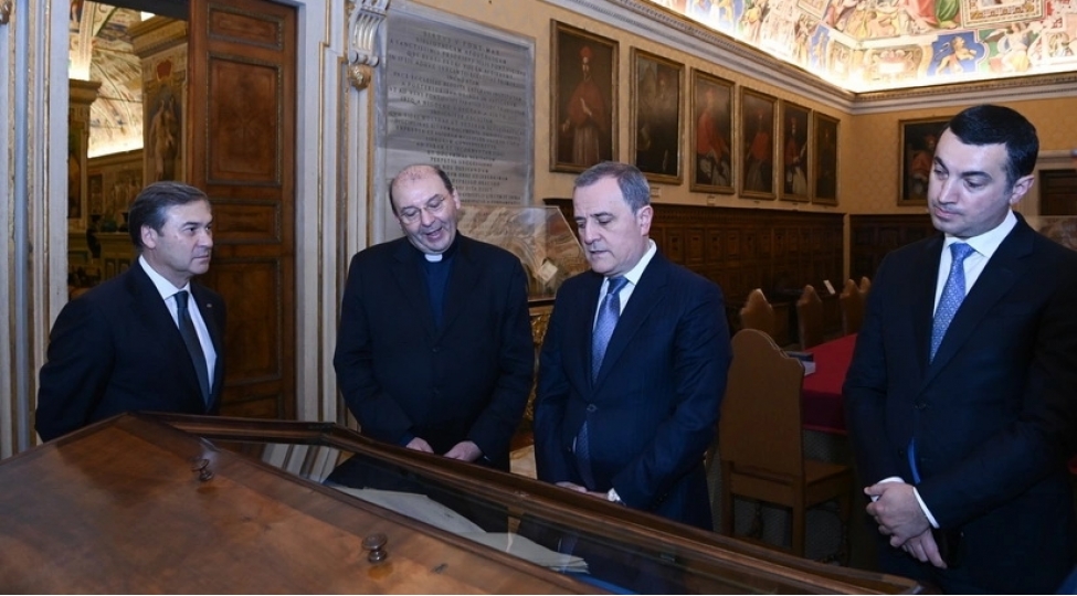 ceyhun-bayramov-vatikan-apostol-kitabxanasinda-olub