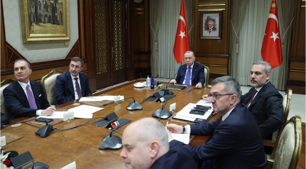 erdogan-rusiya-ile-ukrayna-arasinda-sulh-danishiqlarinin-istanbulda-kechirilmesini-teklif-edib