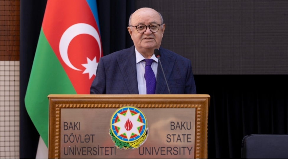 azergoldun-mushaviri-baki-dovlet-universitetinde-teqdimatla-chixish-edib