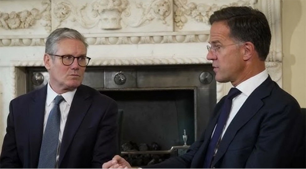 starmer-ve-rutte-ukrayna-ile-bagli-sulh-danishiqlarinin-suretlendiyini-qeyd-edibler