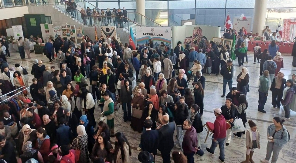 azerbaycan-rabatda-diplomatlar-hemreylik-xeyriyye-bazarinda-ugurla-temsil-olunub