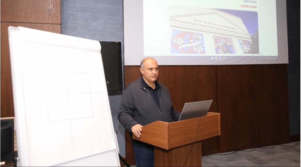 bsu-nun-rektoru-strateji-inkishaf-planinin-yenilenmish-redaksiyasinin-layihesinin-teqdimatini-edib