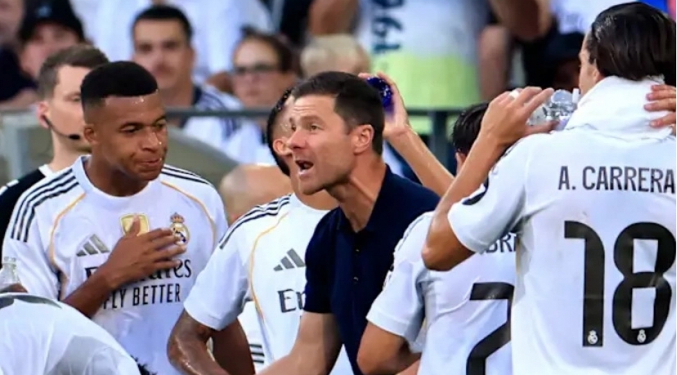 realda-qalmaqal-bezi-futbolchular-alonsonun-oyun-felsefesi-ile-razilashmir