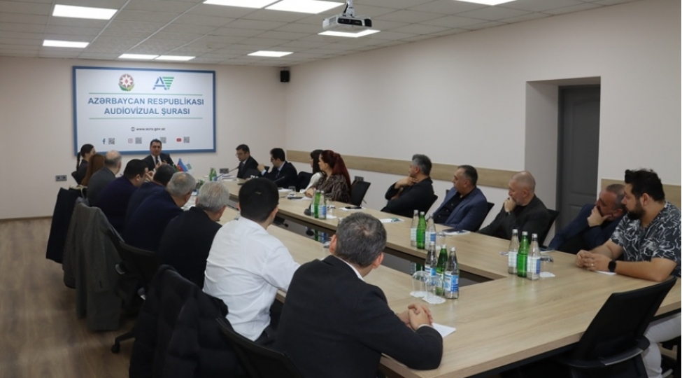 audiovizual-shurada-platforma-yayimchilarinin-ve-provayderlerin-numayendeleri-ile-gorush-kechirilib