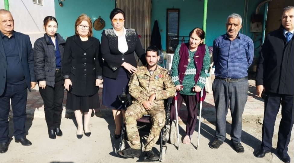 yap-berde-rayon-teshkilatinin-uzvleri-veten-muharibesi-qazisini-ziyaret-edibler