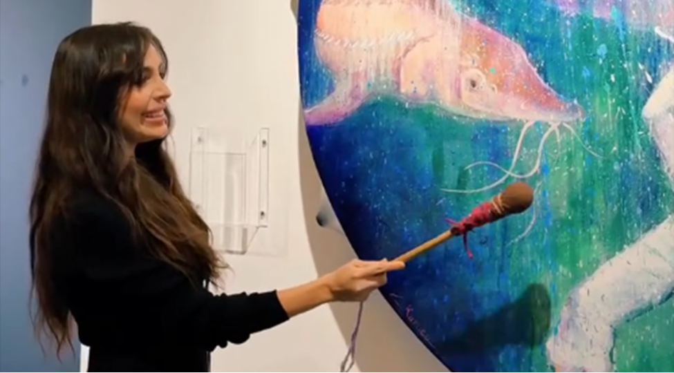 leyla-eliyeva-sergiden-paylashim-etdi-video