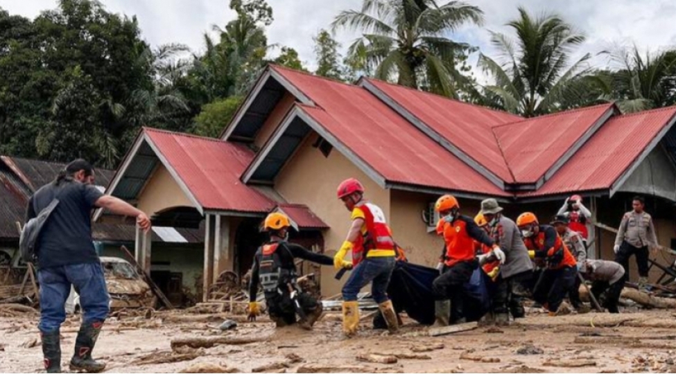 indoneziyada-olenlerin-sayi-950-nefere-chatib