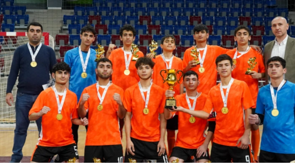 azeri-yarishin-qalibi-olub