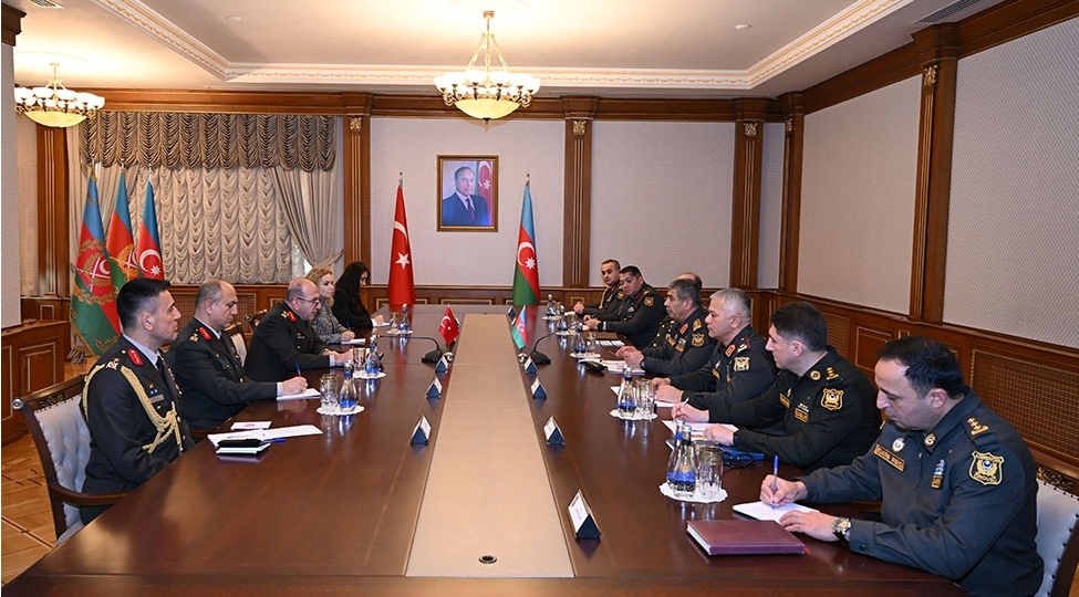 bakida-azerbaycan-turkiye-herbi-emekdashligina-dair-muzakireler-aparilib