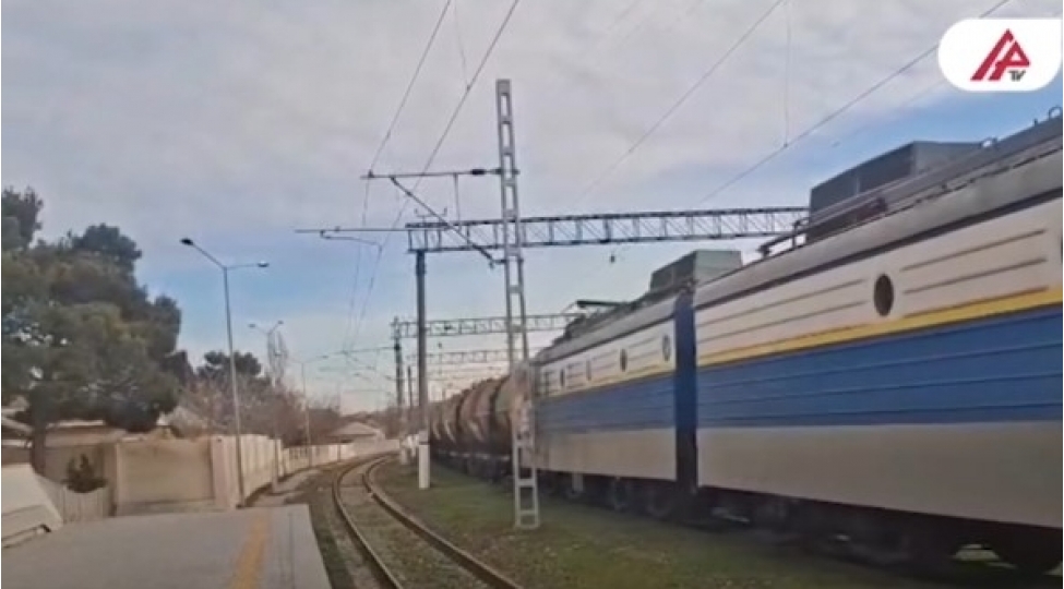 azerbaycandan-ermenistana-gonderilen-yanacagin-ilk-partiyasi-bileceriden-gurcustana-yola-salinib