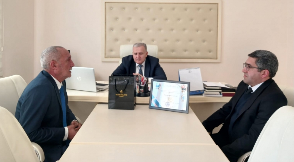 yap-kurdemir-rayon-teshkilatinda-partiya-veteraninin-65-illik-yubileyi-munasibetile-gorush-kechirilib