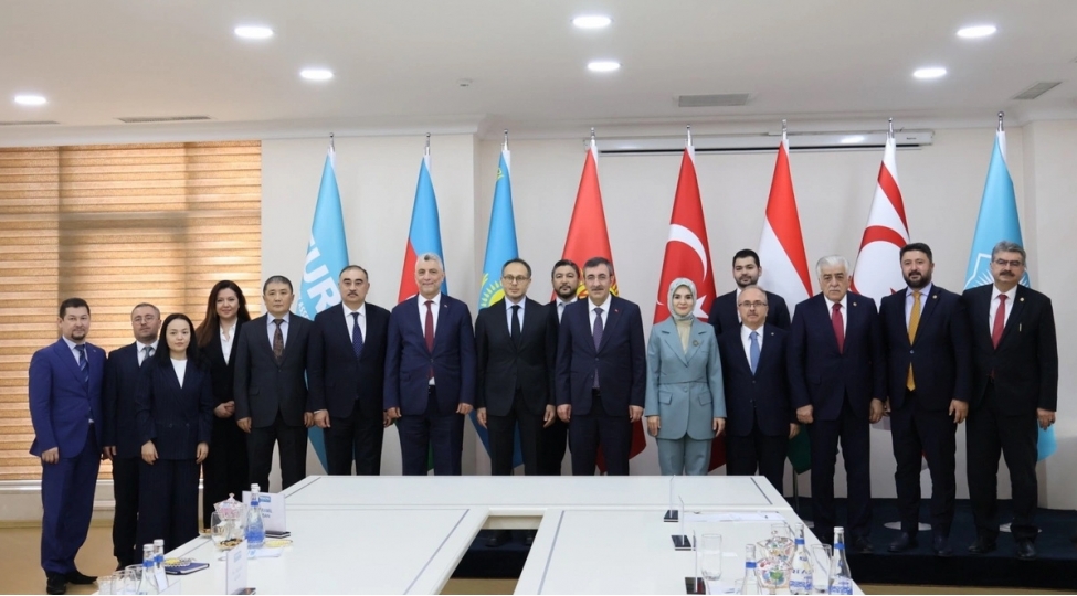 cevdet-yilmaz-bakida-turkpa-beynelxalq-katibliyini-ziyaret-edib