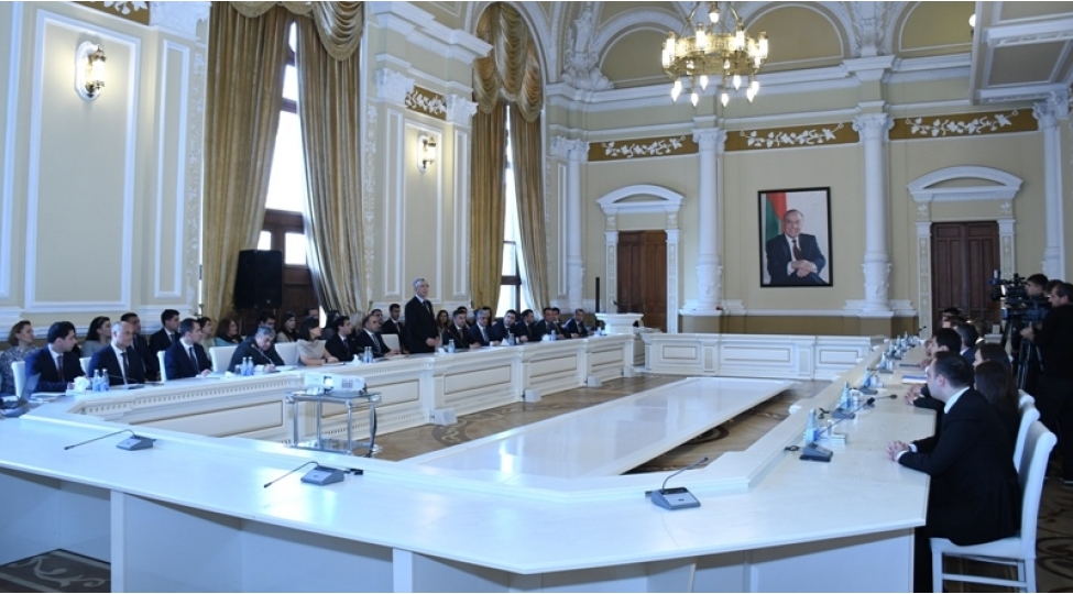 baki-sheher-icra-hakimiyyeti-ve-regional-inkishaf-ictimai-birliyi-arasinda-emekdashligin-5-illiyi-qeyd-olunub