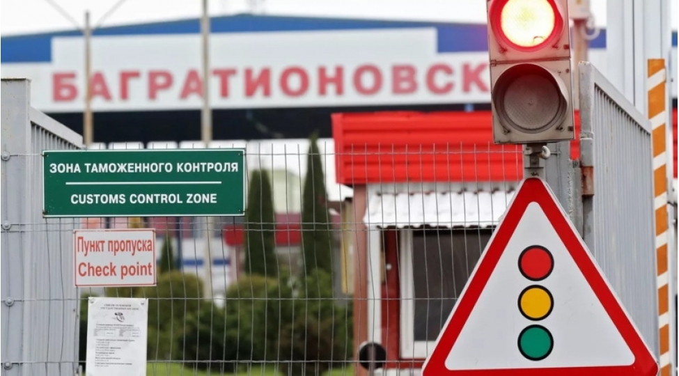 polsha-rusiya-ile-serhedde-yoxlama-qaydalarini-sertleshdirib