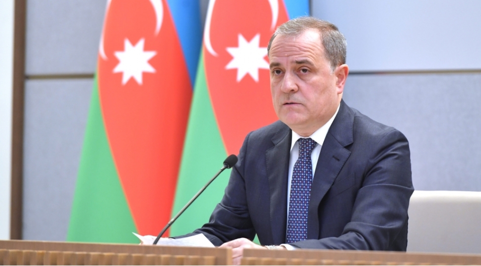 ceyhun-bayramov-20-yanvar-shehidlerini-anib