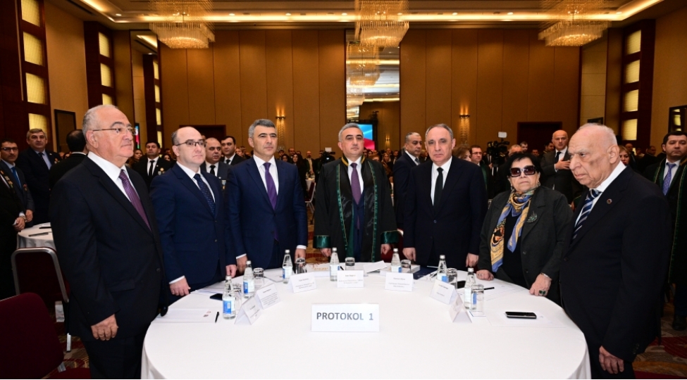 vekil-gunu-munasibetile-vekiller-kollegiyasinin-tenteneli-merasimi-kechirilib