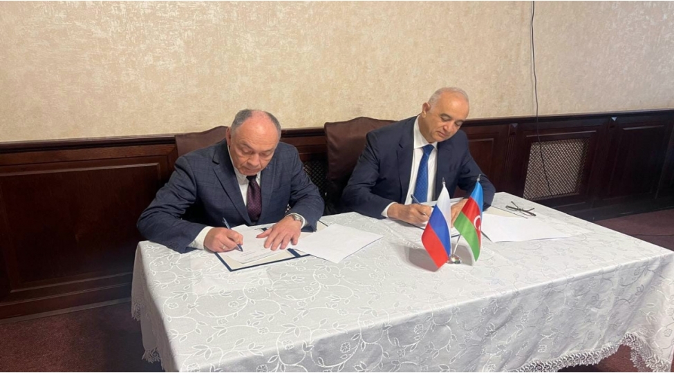 samur-transserhed-chayinin-su-ehtiyatlarinin-bolunmesi-uzre-birge-komissiyanin-iclasi-kechirilib-foto