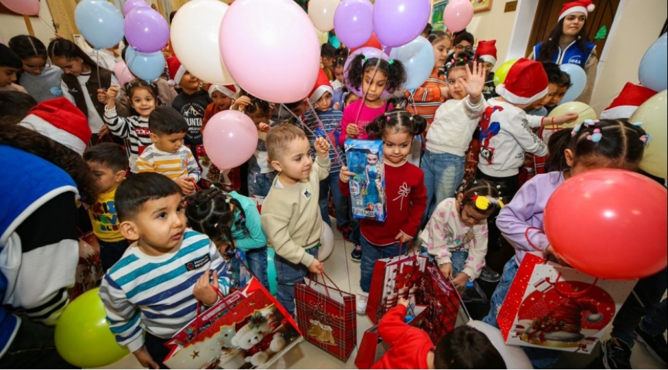 leyla-eliyevanin-teshebbusu-ile-bir-sira-ushaq-muessiselerinde-yeni-il-tedbiri-kechirilib