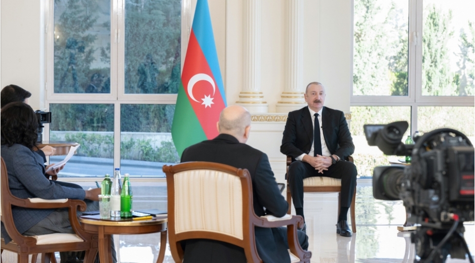 azerbaycan-prezidenti-bizim-butun-siyasetimiz-hem-sosialyonumlu-hem-de-investisiyayonumludur