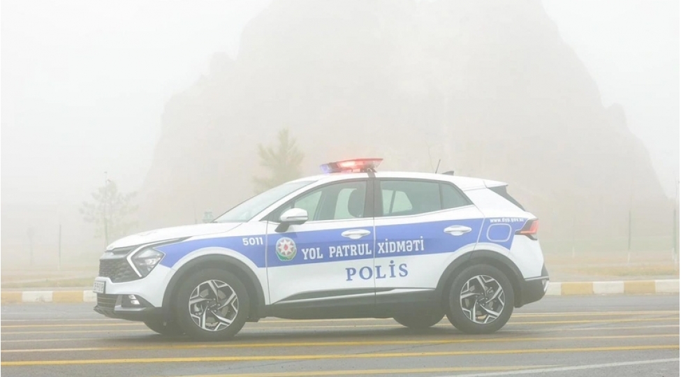 dumanli-hava-avtomobillerin-hereketini-chetinleshdirir-hadiselerin-bashverme-riskini-artirir-dyp-densuruculere-muraciet