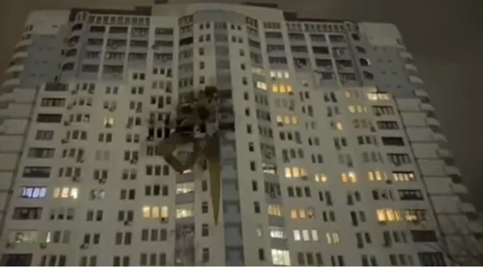 rusiyanin-kiyeve-hucumlari-neticesinde-qeter-sefirliyi-zerer-gorub