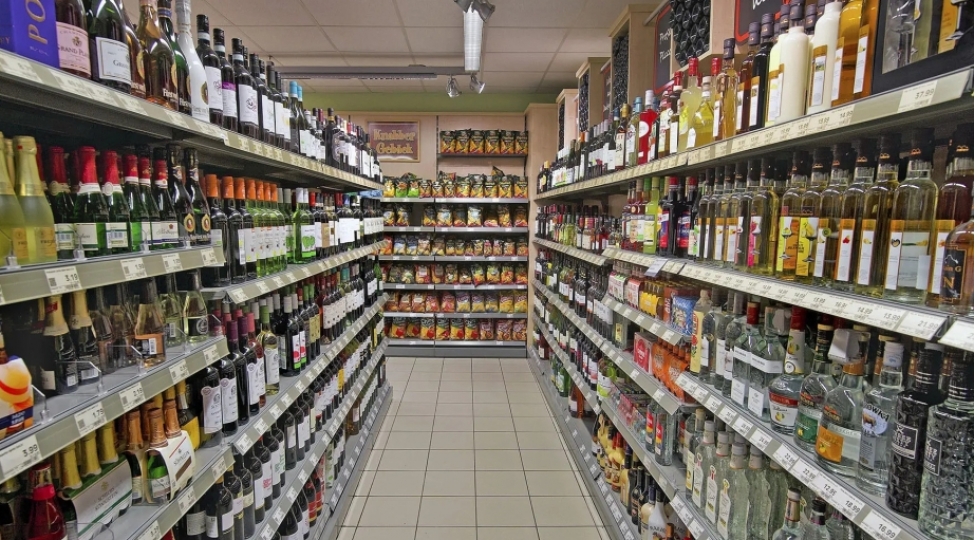 almaniyada-alkoqollu-ichkilerin-bahalashdirilmasi-teklif-olunur