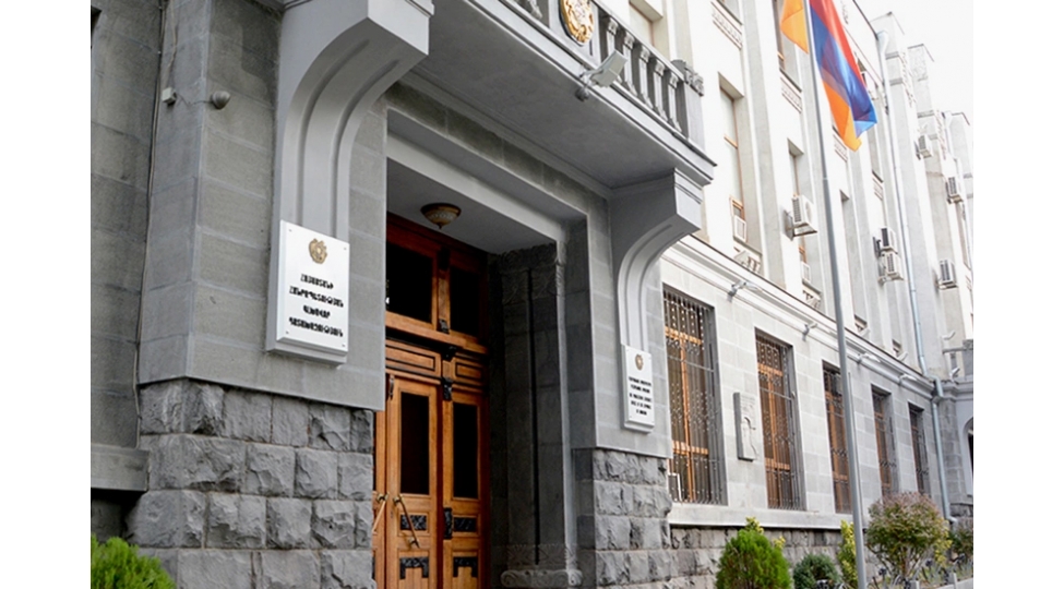 irevan-meriyasinin-kechmish-memuru-378-min-dollar-deyerinde-emlakin-leqallashdirilmasinda-ittiham-olunub