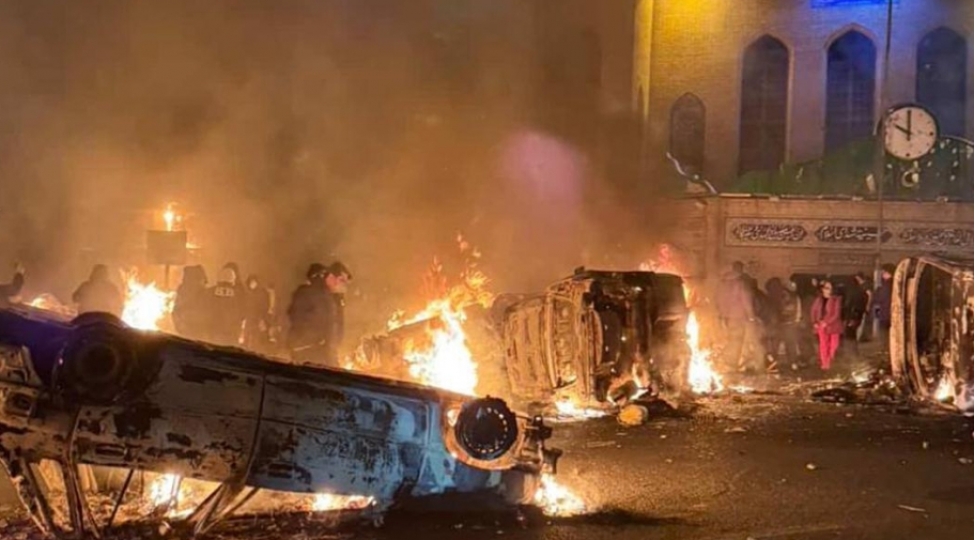 iranda150-tecili-yardim-mashini-zedelenib