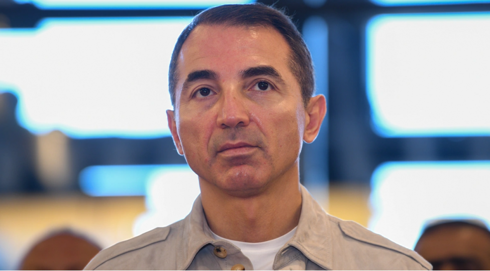 ish-adami-adnan-ehmedzadenin-hebs-muddeti-uzadilib