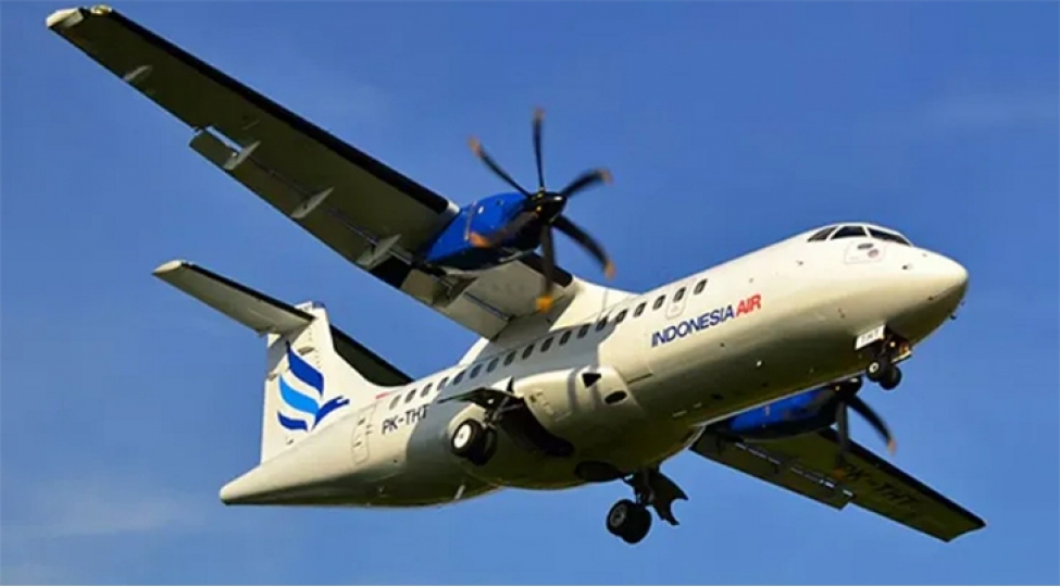 indoneziyada-sernishinleri-olan-teyyare-itib