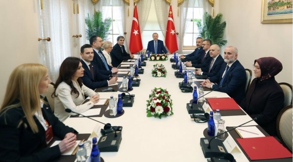 erdogan-balkan-sulh-platformasinin-ishtirakchilarini-qebul-edib