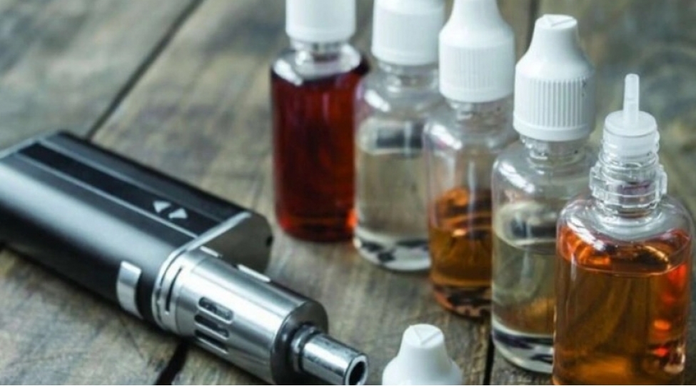 azerbaycanda-elektron-siqaret-qadagasi-tesdiqlenib